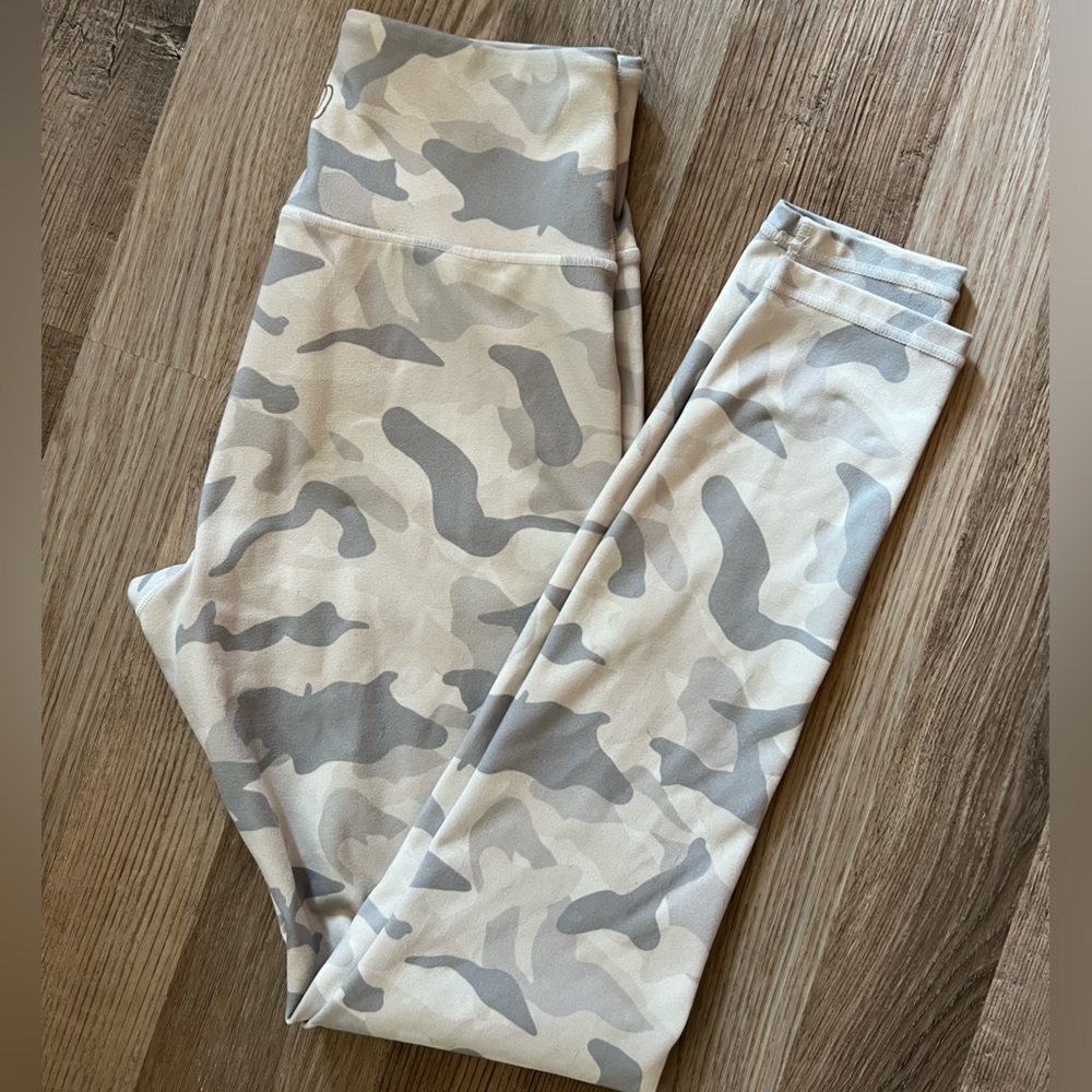 White & grey high waisted, tummy control, workout leggings